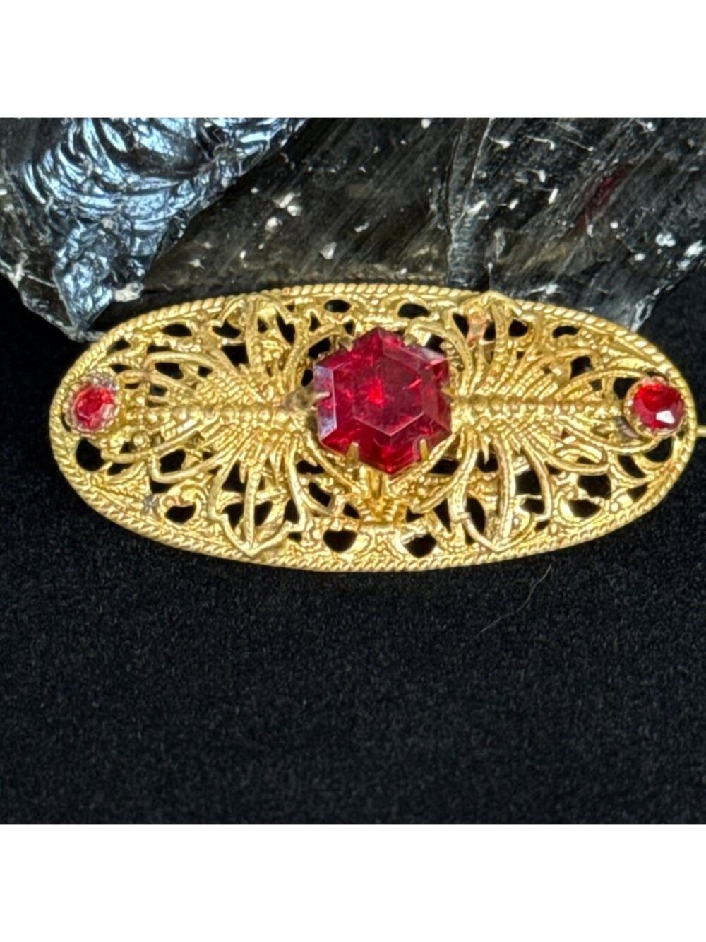 1930s Czech Gold Tone Filigree Brooch Pin - Ruby Red Hexagon Glass & Rhinestone